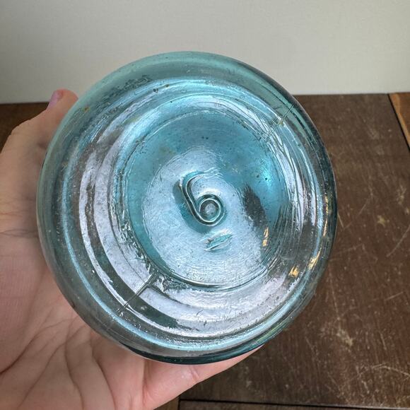 Bundle of 4 BALL 1923-1933 Blue Glass Quart Jars Kitchen farmhouse decor - Picture 3 of 10